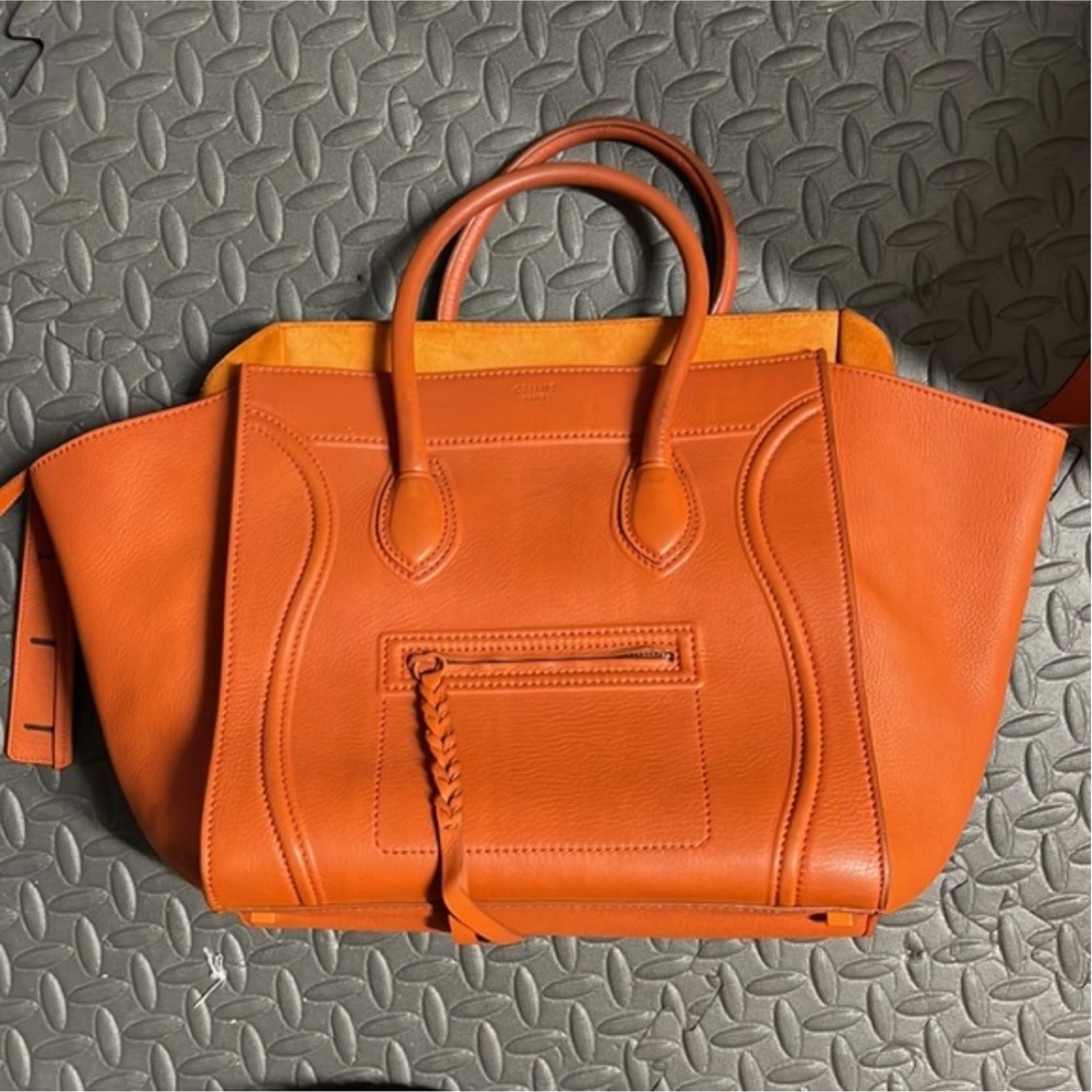 🔥🔥CELINE ORANGE LEATHER PHANTOM 🔥🔥